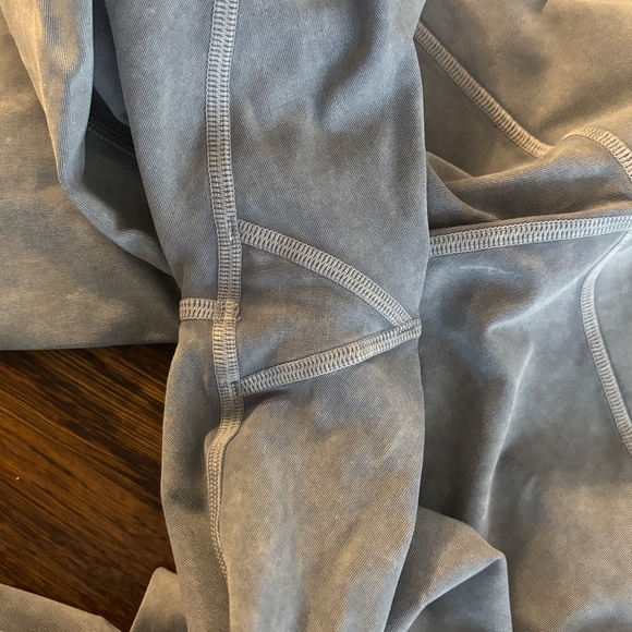 Lululemon leggings (Blue/Grey Dye) - Picture 4 of 5